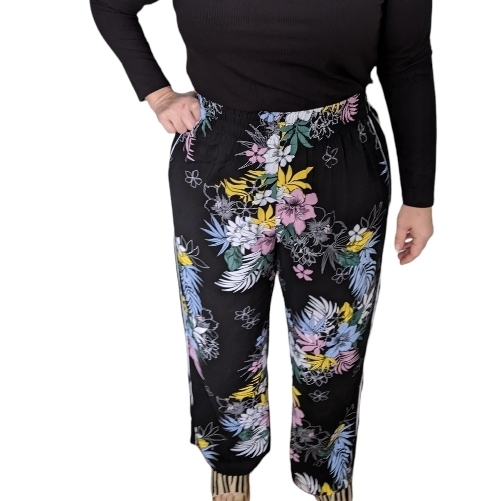 2/$20 Zac & Rachel Black Floral Tropical Wide Leg Pants Plus Size 1X Hawaiian